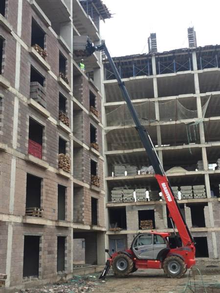 Kurtköy Kiralık Manitou Telehandler